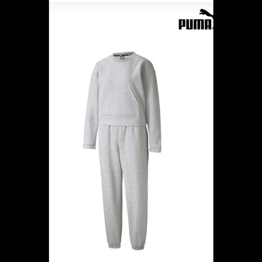 NEW/ The Puma Loungewear women's tracksuit / NWT/ size L / Gray/ 2 piece